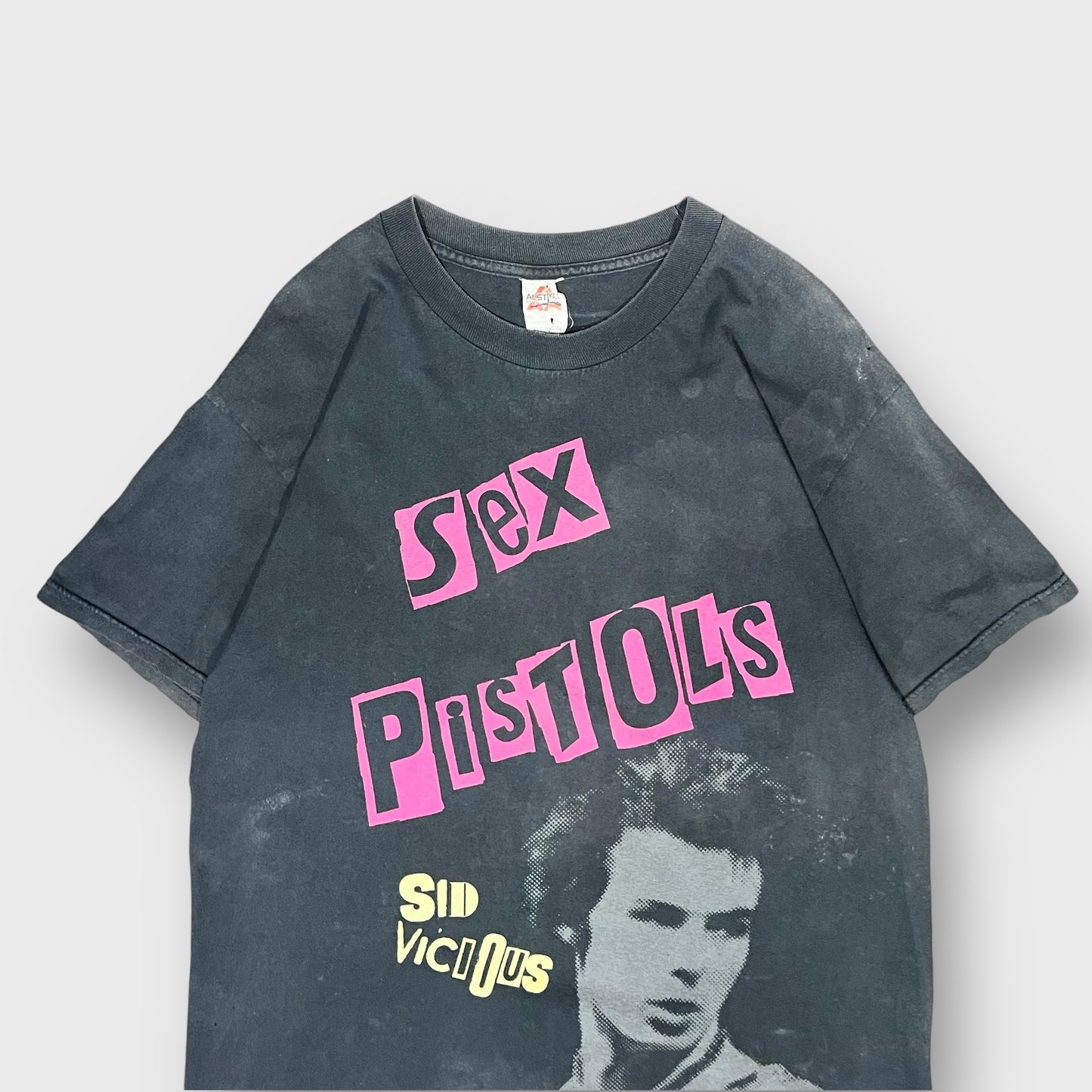 00’s SEX PISTOLS
“SID VICIOUS” band t-shirt