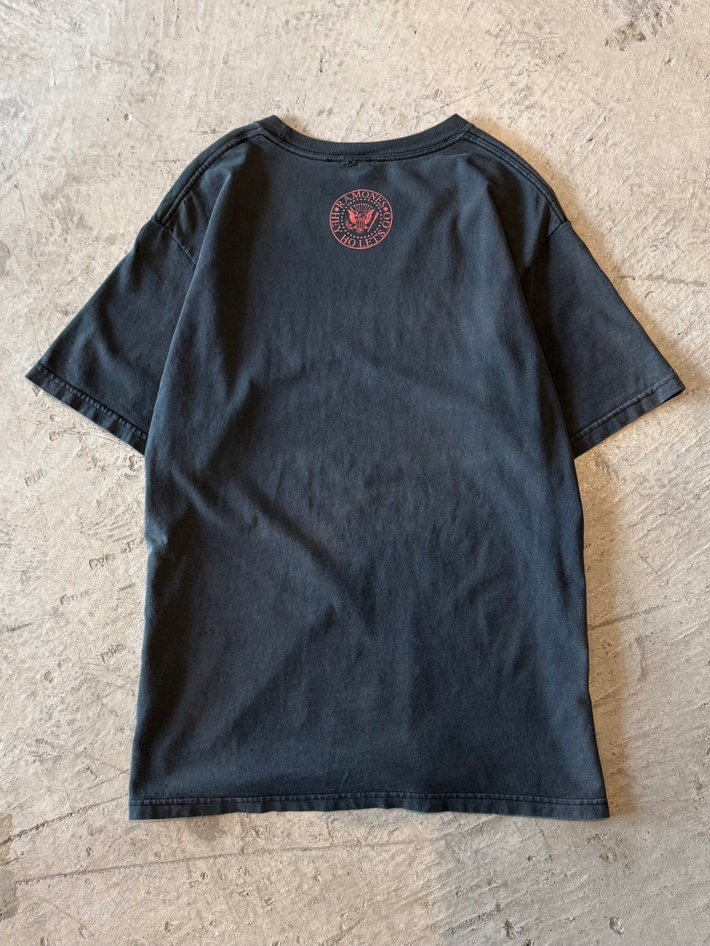 00’s “RAMONES”
band t-shirt