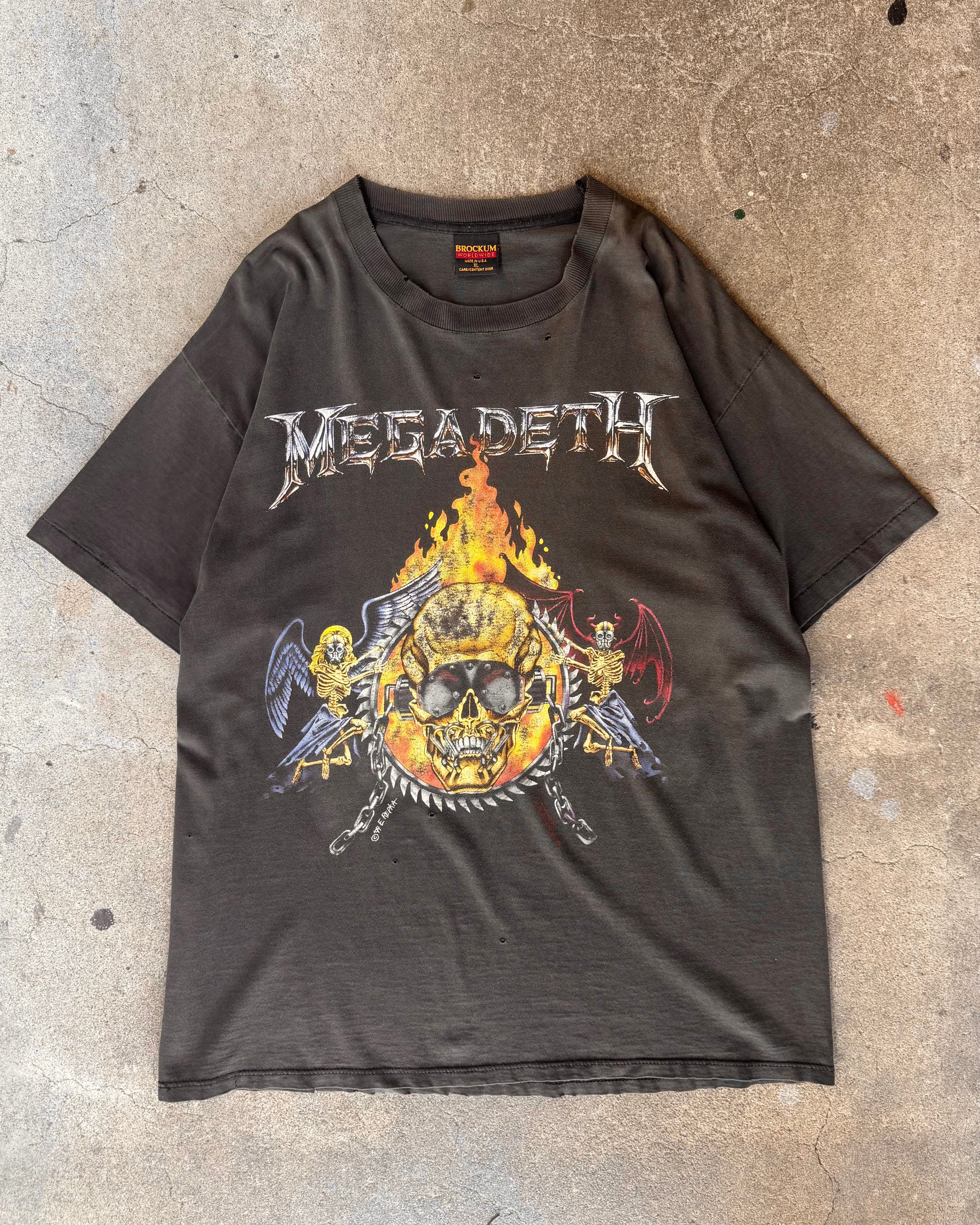90’s MEGADETH
“E.Repka” band t-shirt  X-LARGE