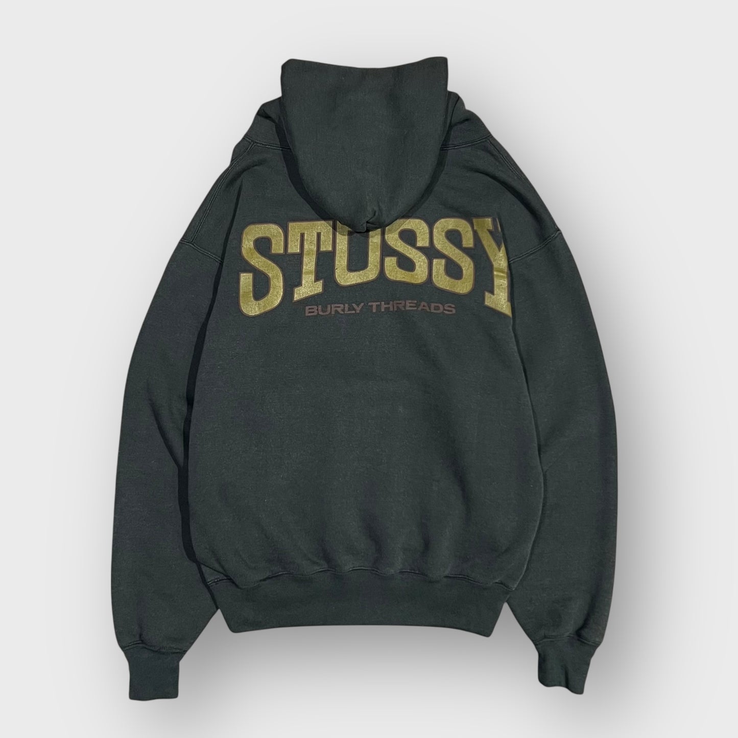 90’s “STUSSY”
logo hoodie