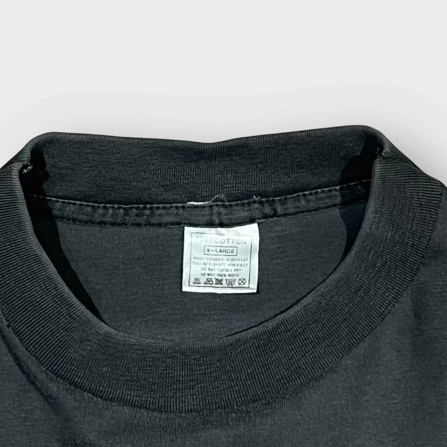 90’s METALLICA
“NO WHERE ELSE TO ROAM”
pushead t-shirt