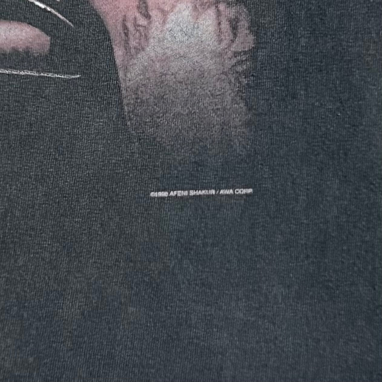 90’s 2pac
“Heaven Ain't Hard 2 Find” t-shirt