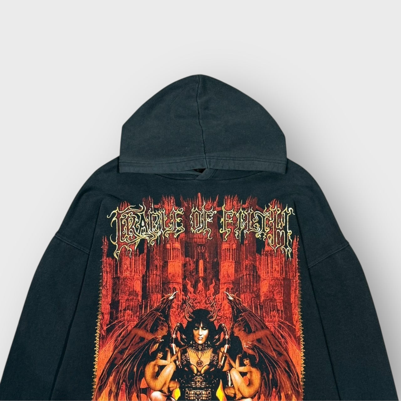 00’s “cradle of filth”
band pullover