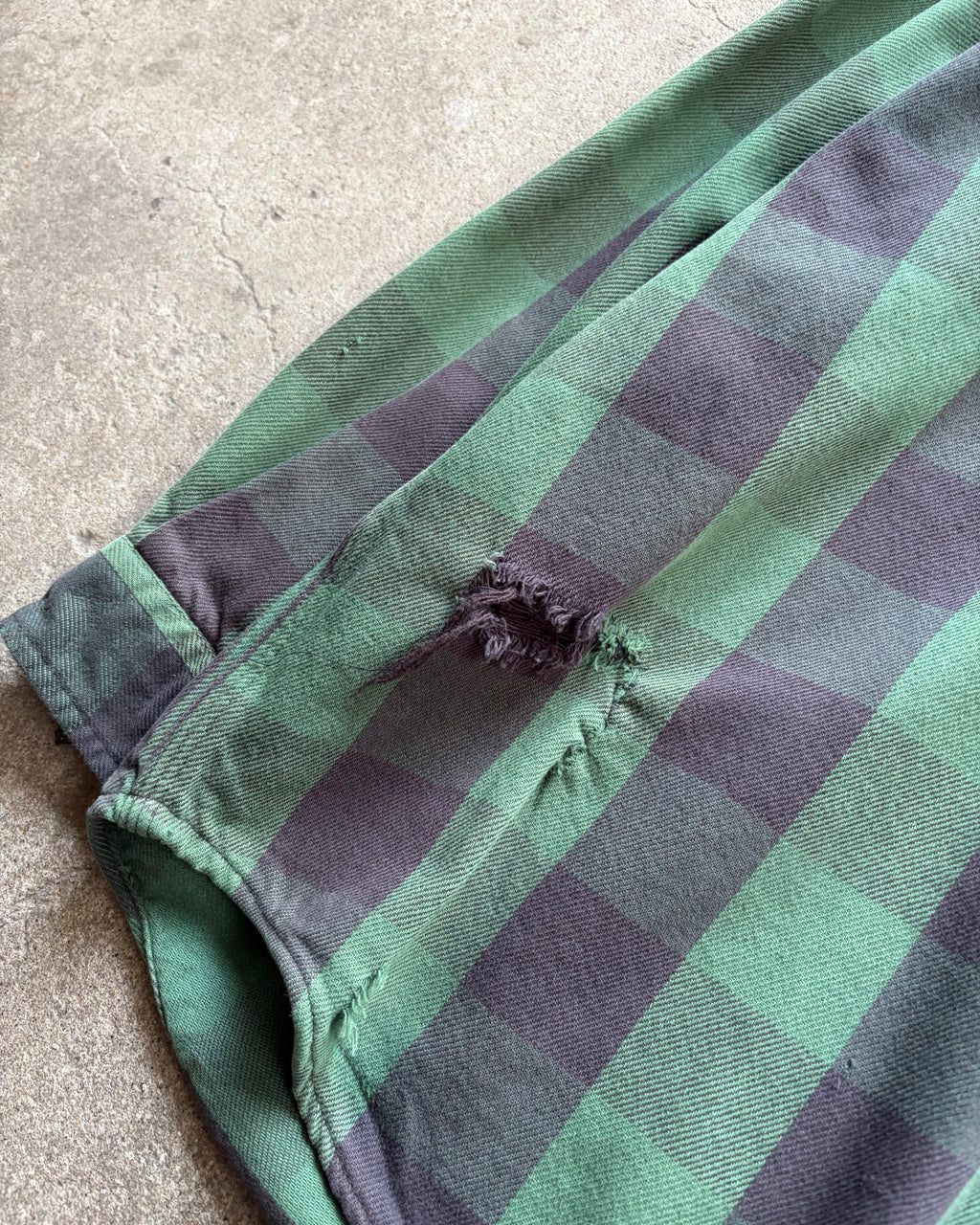 90-00’s “Carhartt” flannel shirt x-large