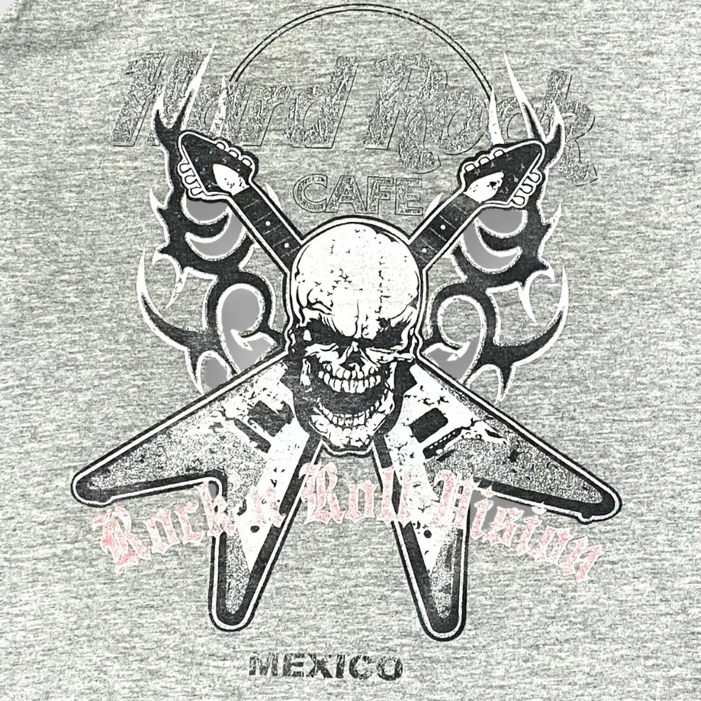 "Hard Rock Cafe" Skull design Raglan sleeve t-shirt