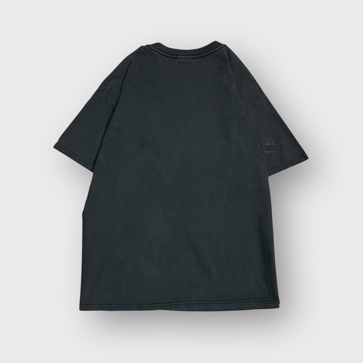 90’s 2pac
“Heaven Ain't Hard 2 Find” t-shirt