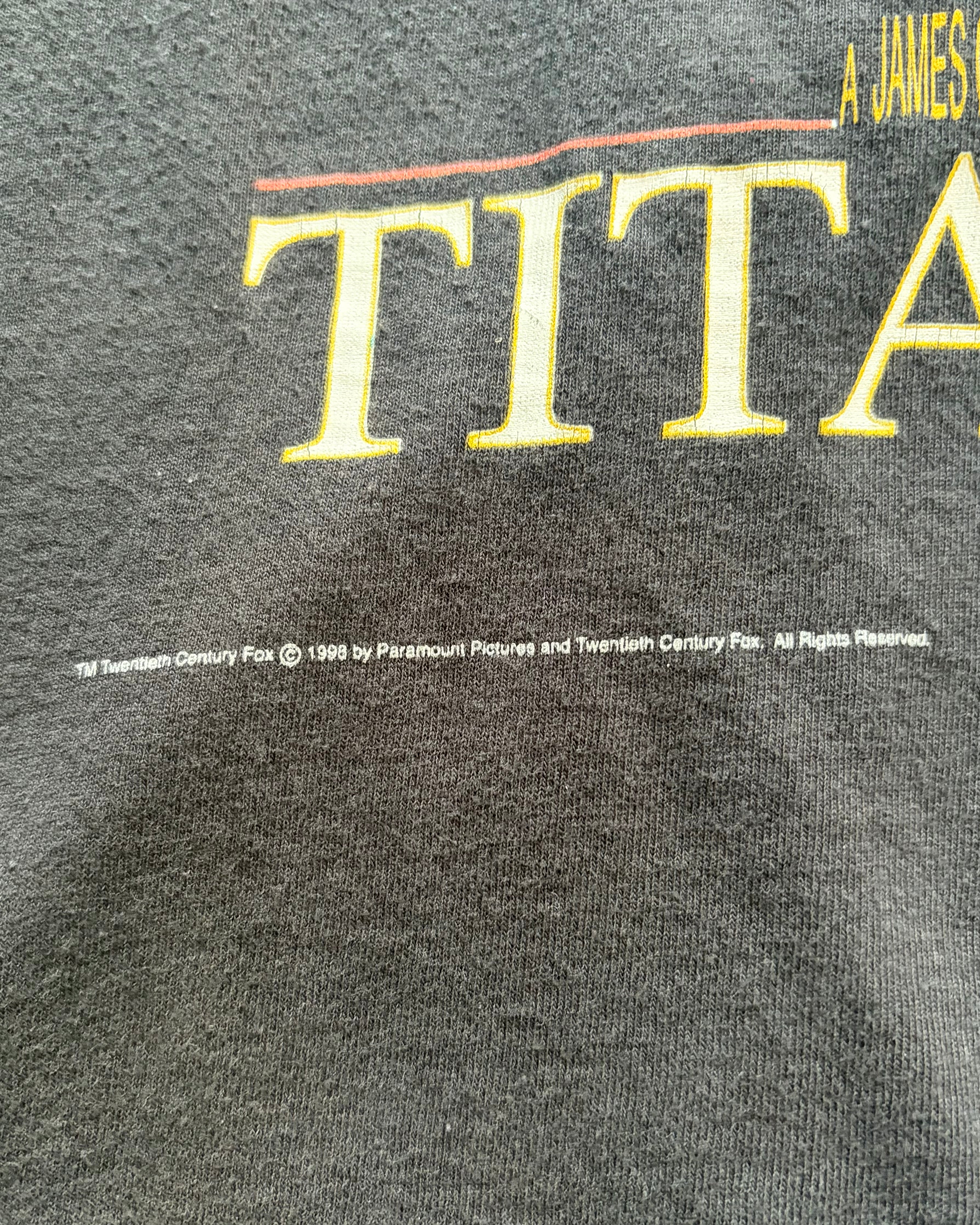 90’s “TITANIC” movie t-shirt