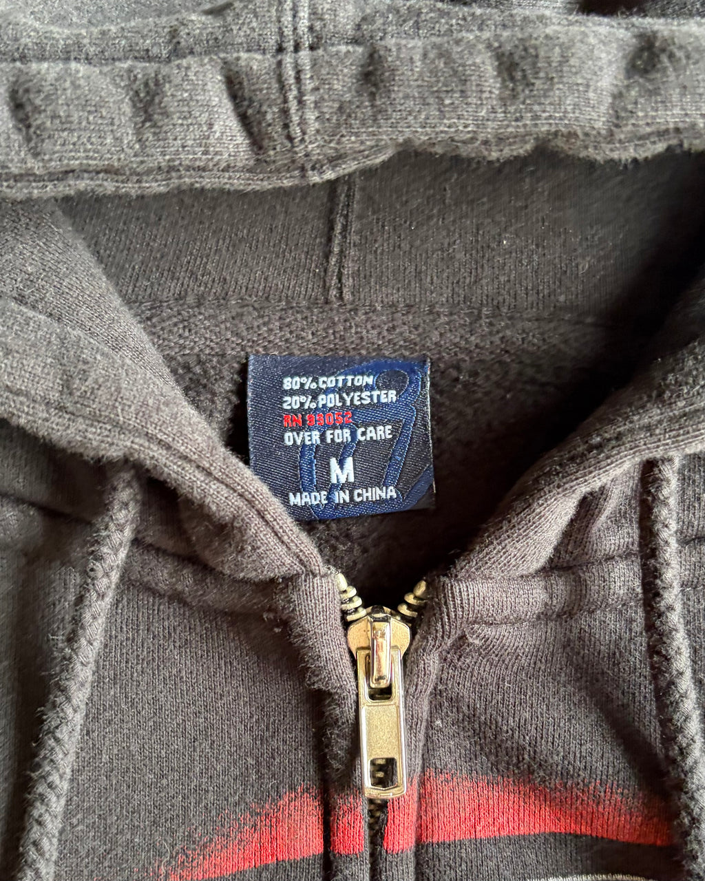 90’s “KISS”
band zip hoodie medium