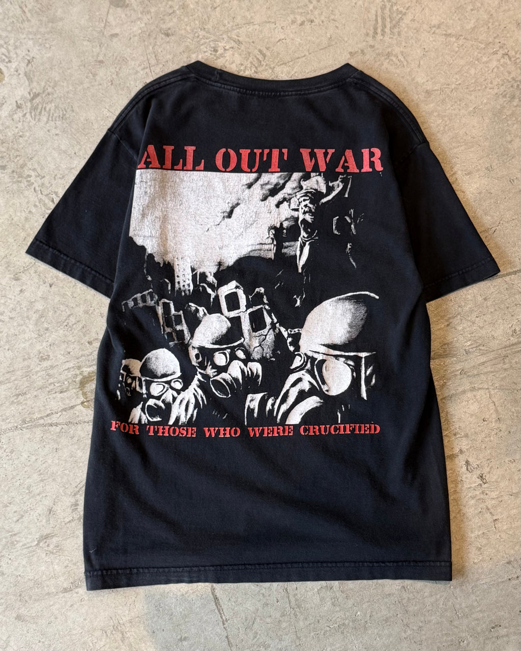 00's "All Out War"
band t-shirt