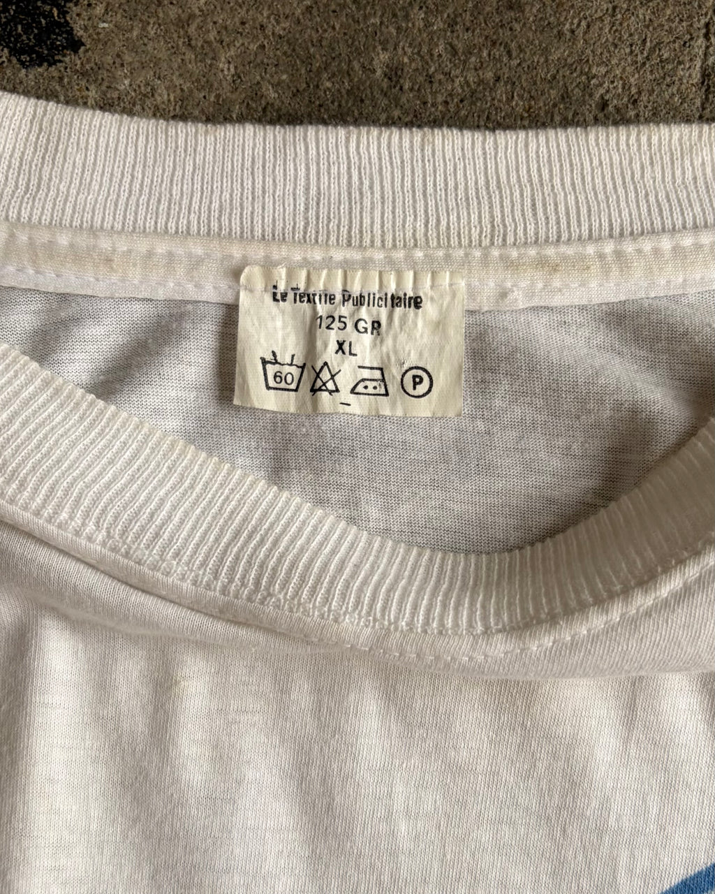 90-00’s graphic t-shirt X-LARGE