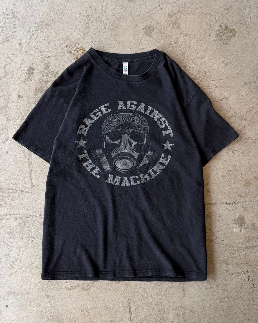 00’s “RAGE AGAINST THE MACHINE” band t-shirt LARGE