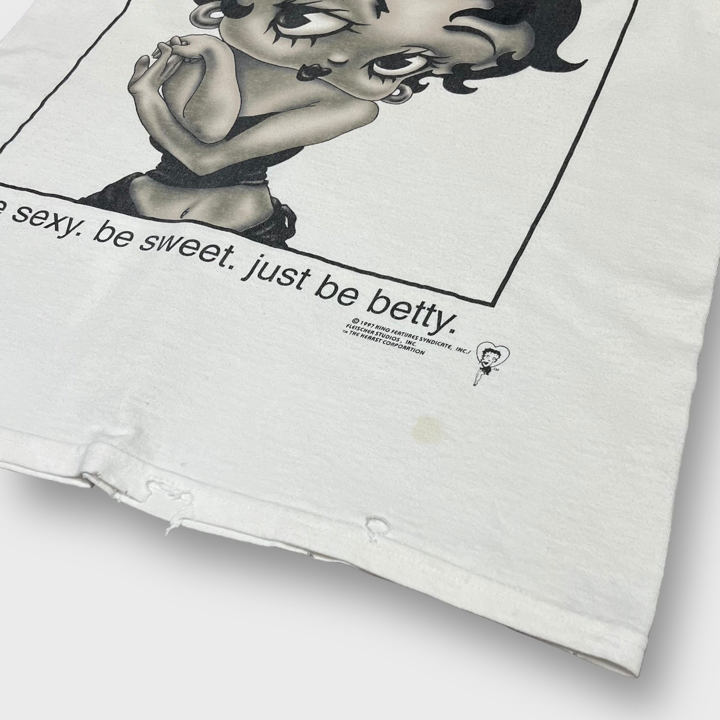 1997 “BETTY BOOP”
be sexy. be sweet. just be betty. character t-shirt