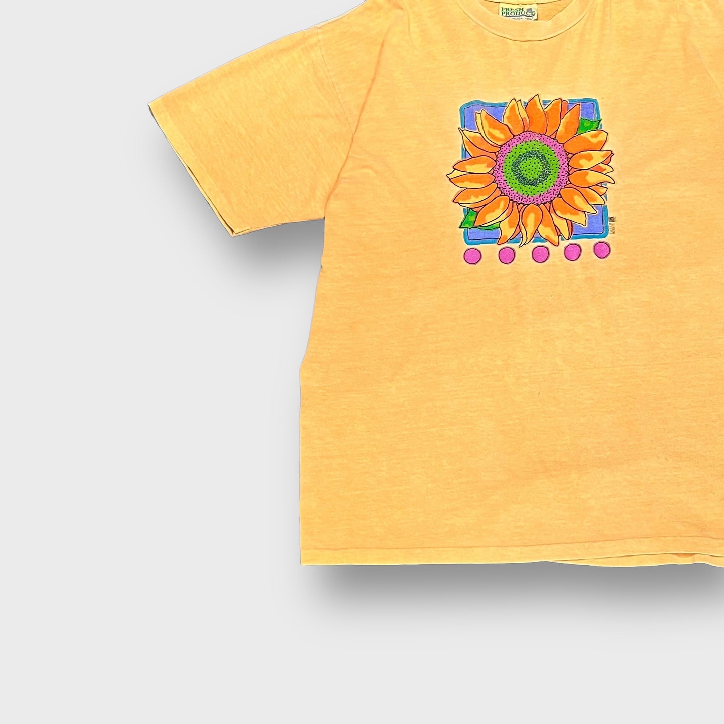 90’s flower print color t-shirt