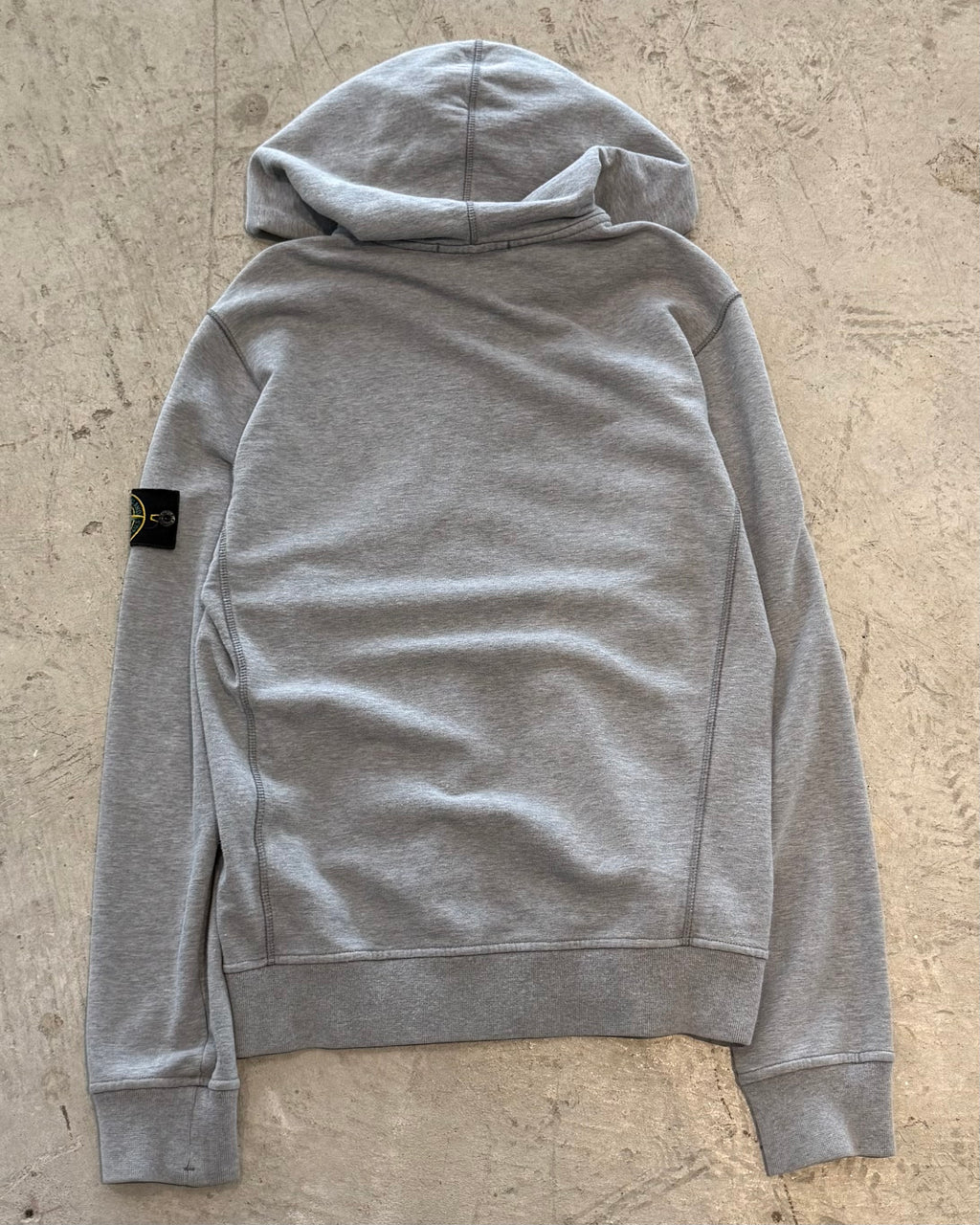 00’s “STONE ISLAND”
zip up hoodie