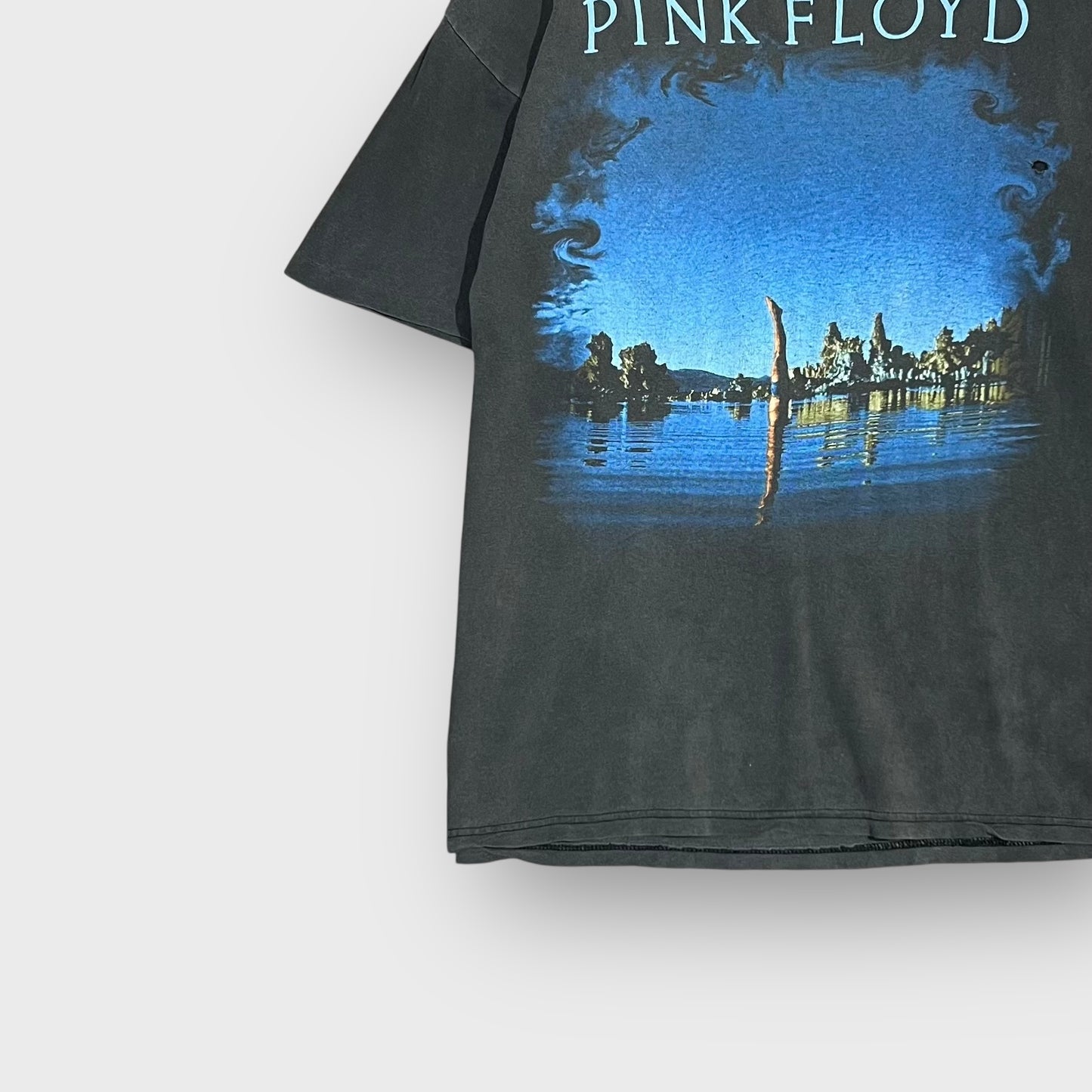 90’s PINK FLOYD
“Wish you were here” t-shirt