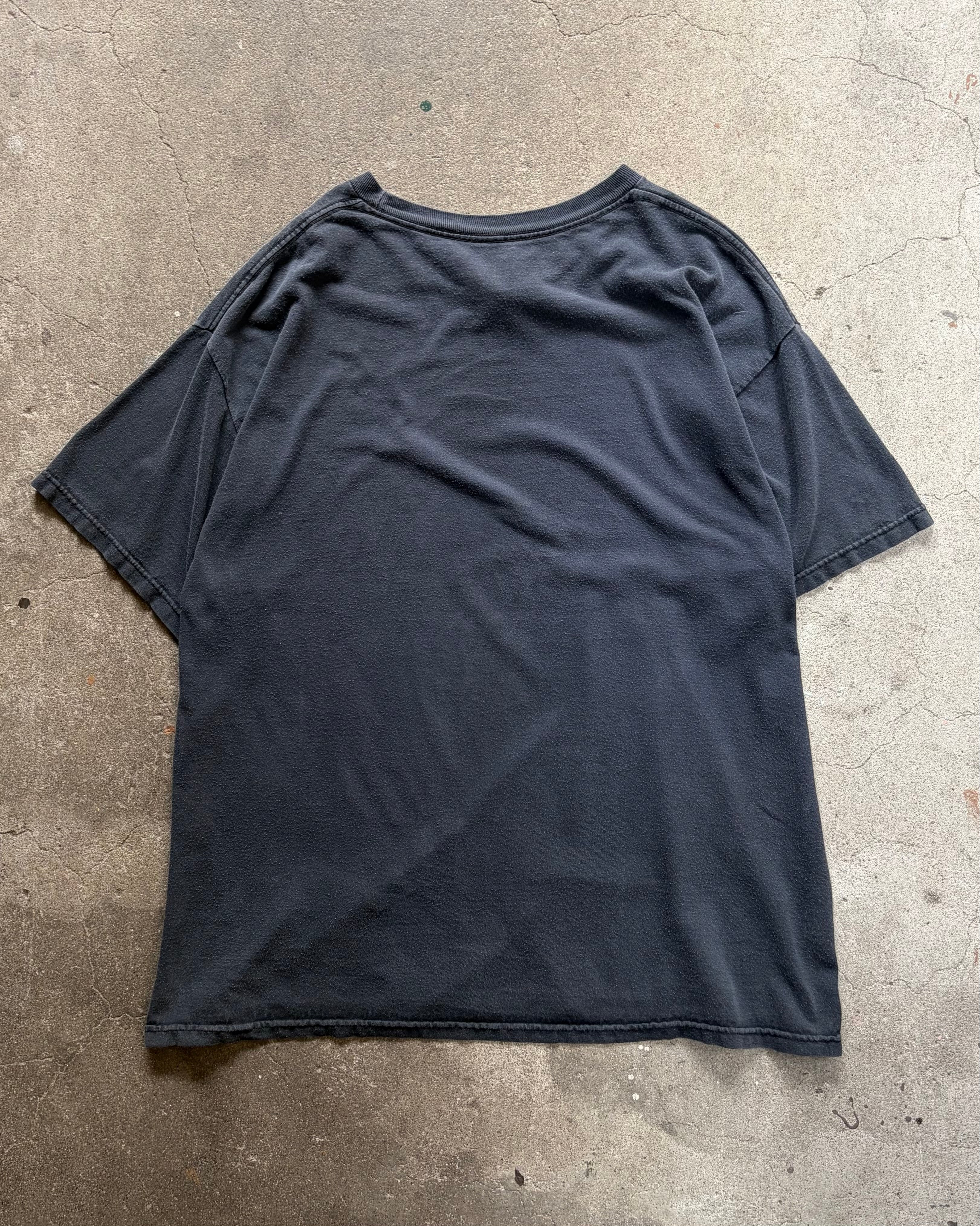 00’s The Dark Knight
“Joker” movie t-shirt