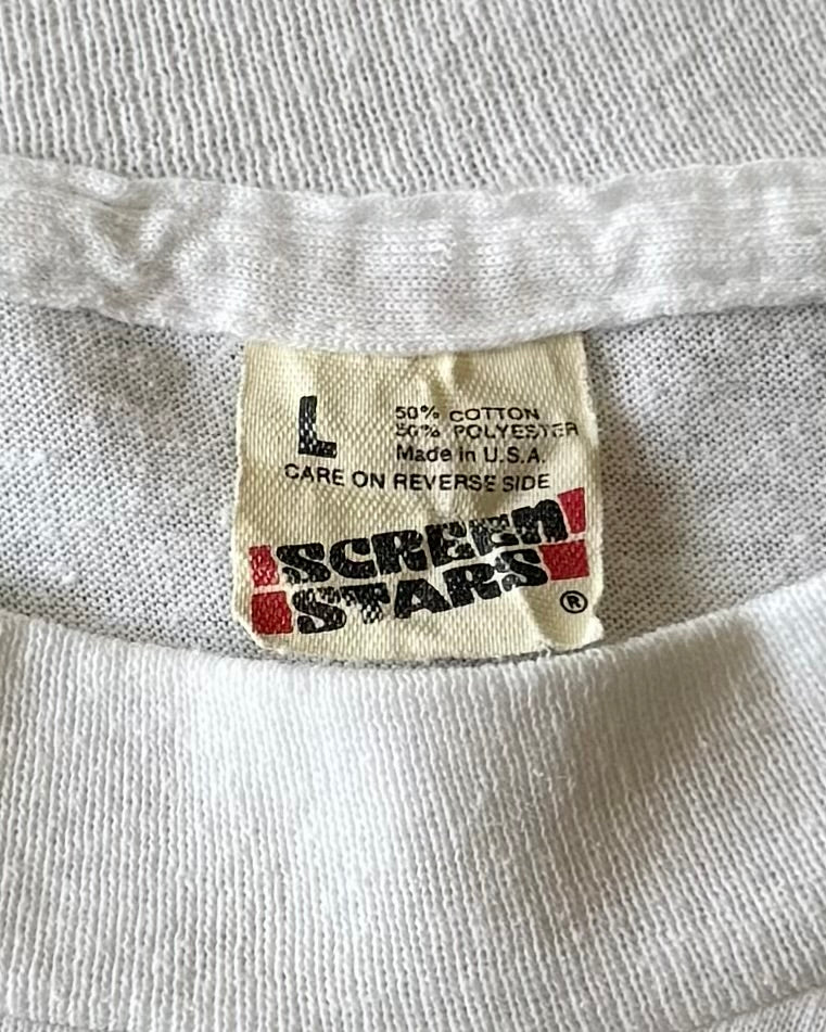 80's
graphic t-shirt large