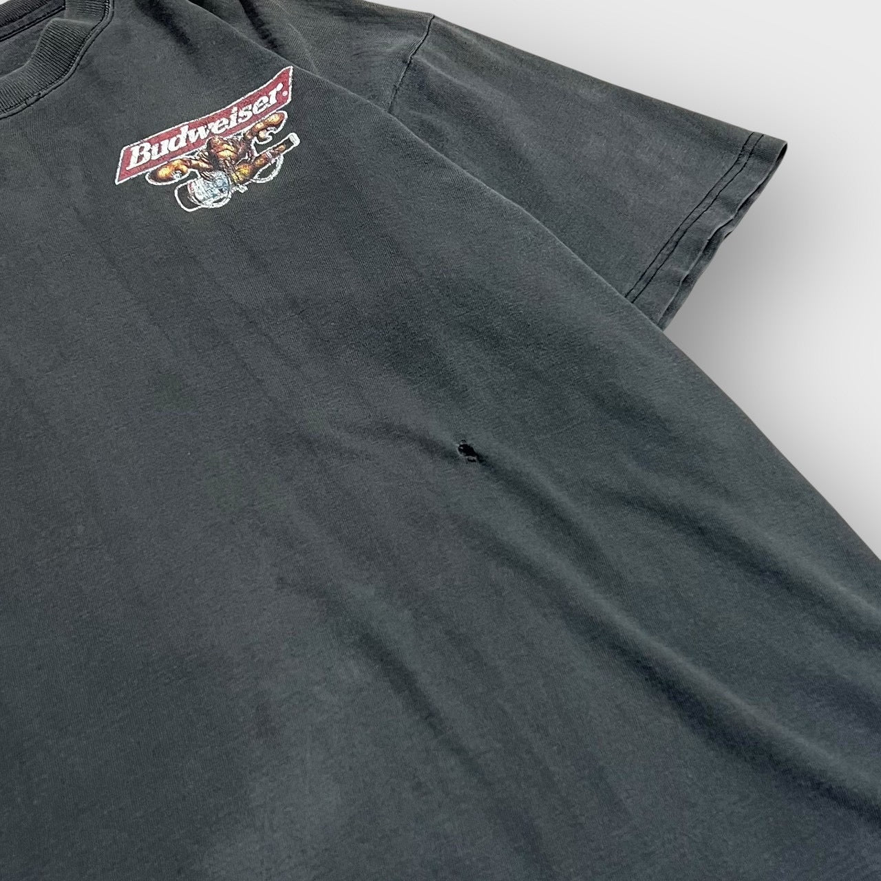 90’s “Budweiser”
“lobster” company t-shirt