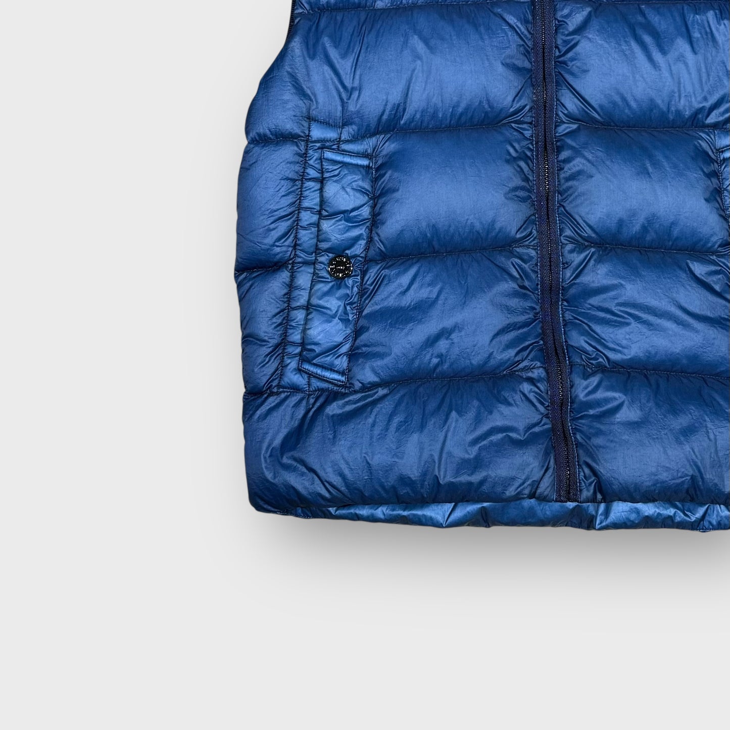 00’s “STONE ISLAND”
garment dyed down vest