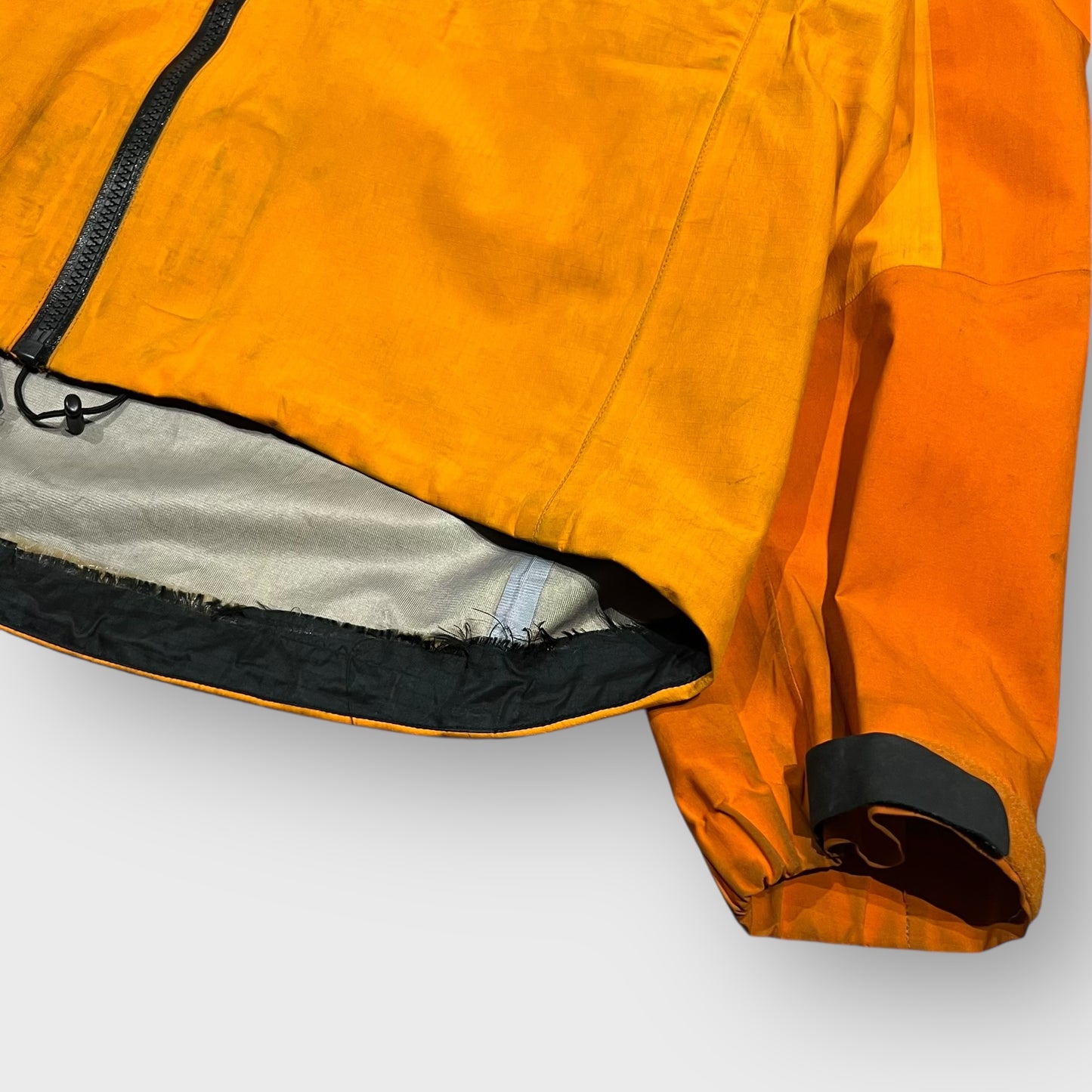 00’s “AR'CTERYX” alpha sv jacket