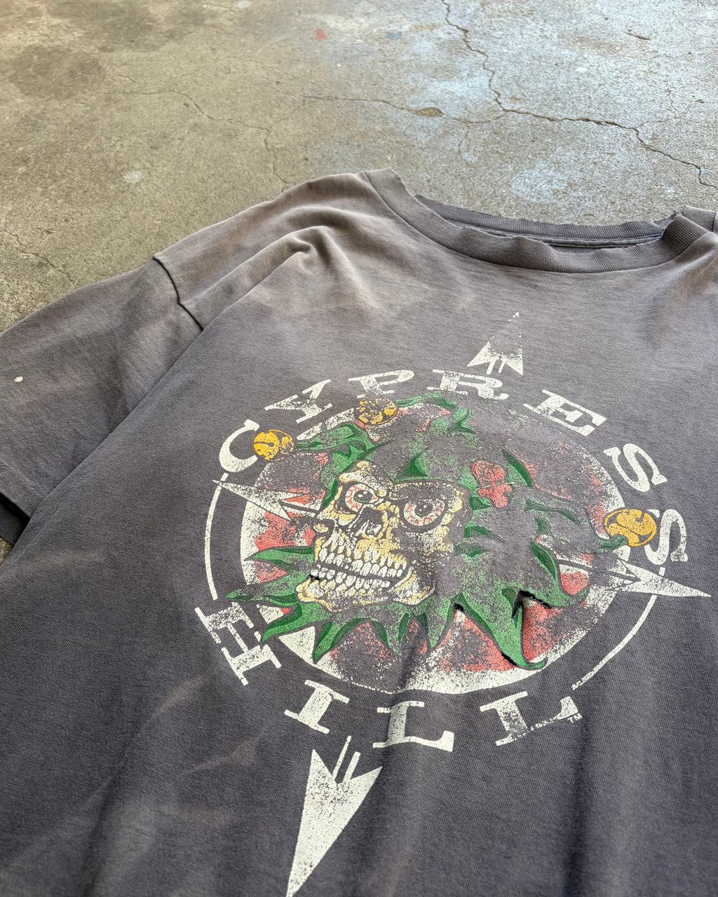 90’s “CYPRESS HILL” band t-shirt