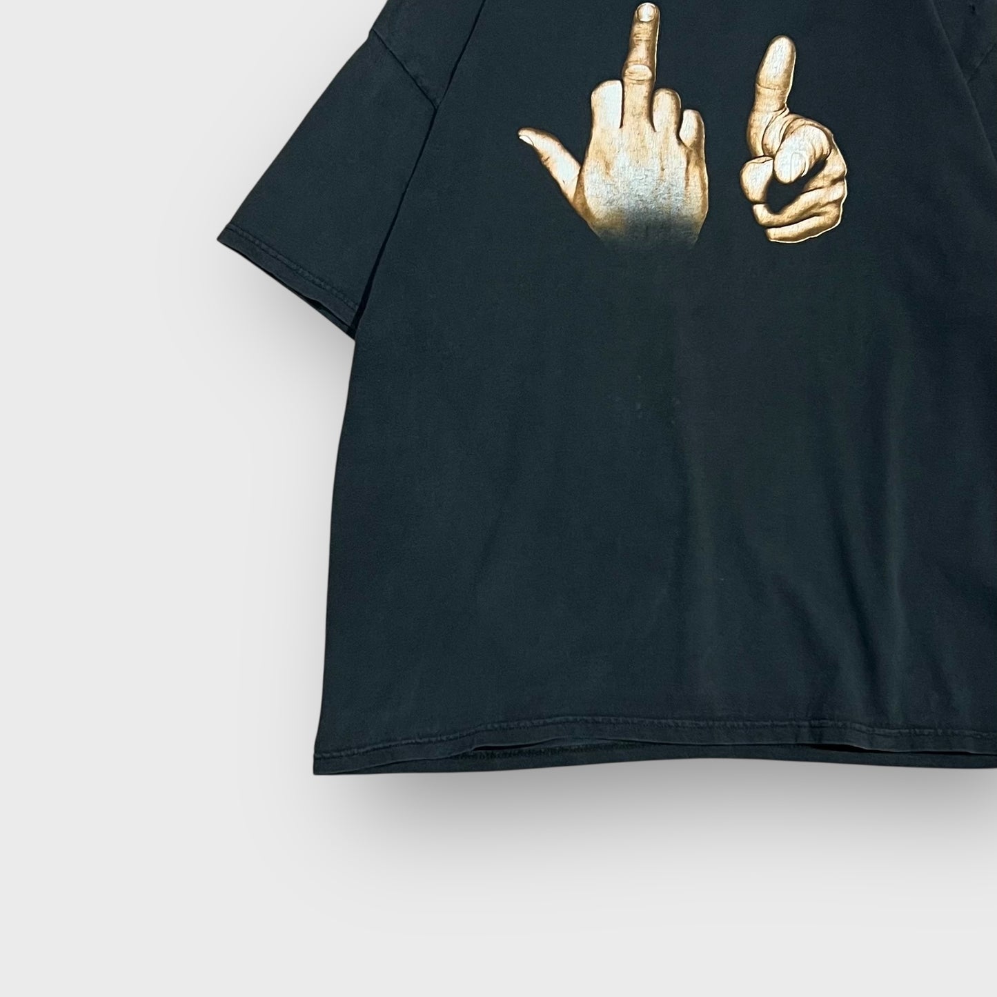 90’s Hand sign t-shirt