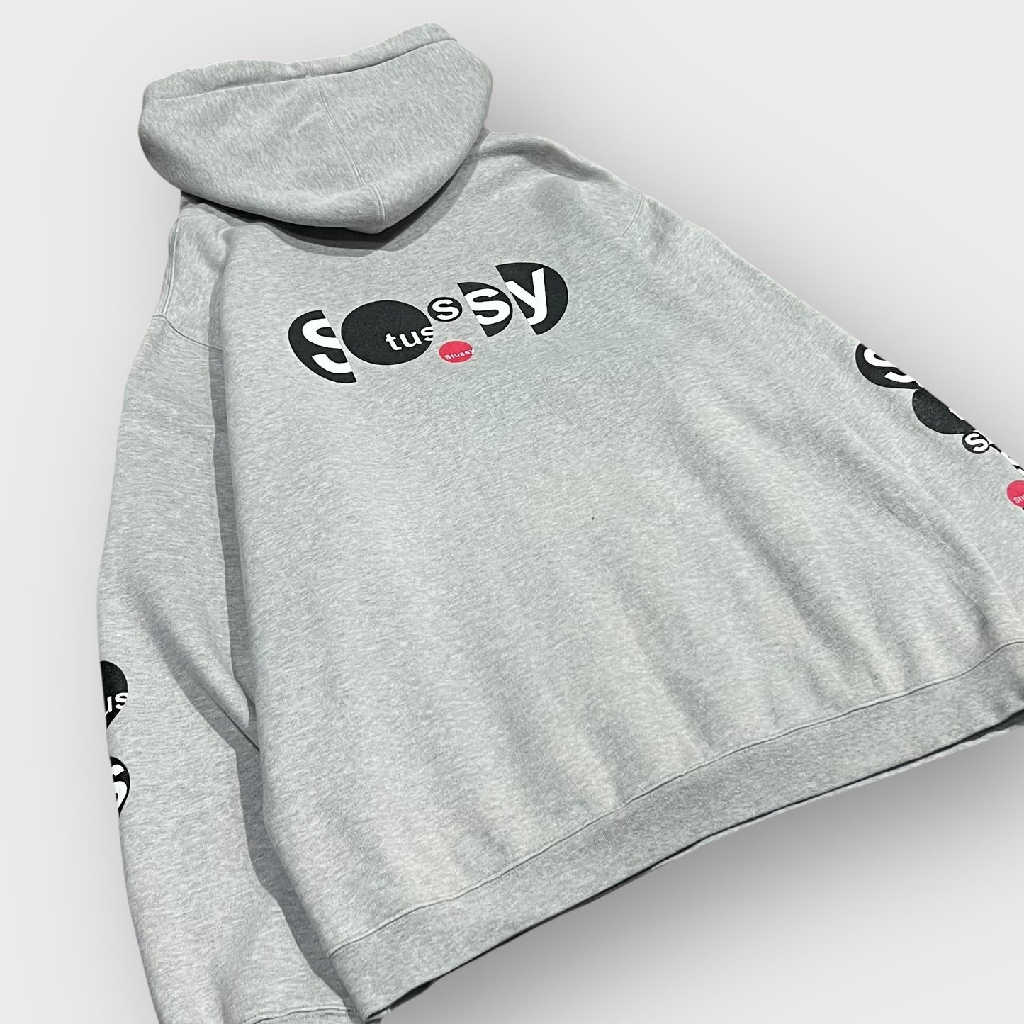 00’s “STUSSY”
logo hoodie