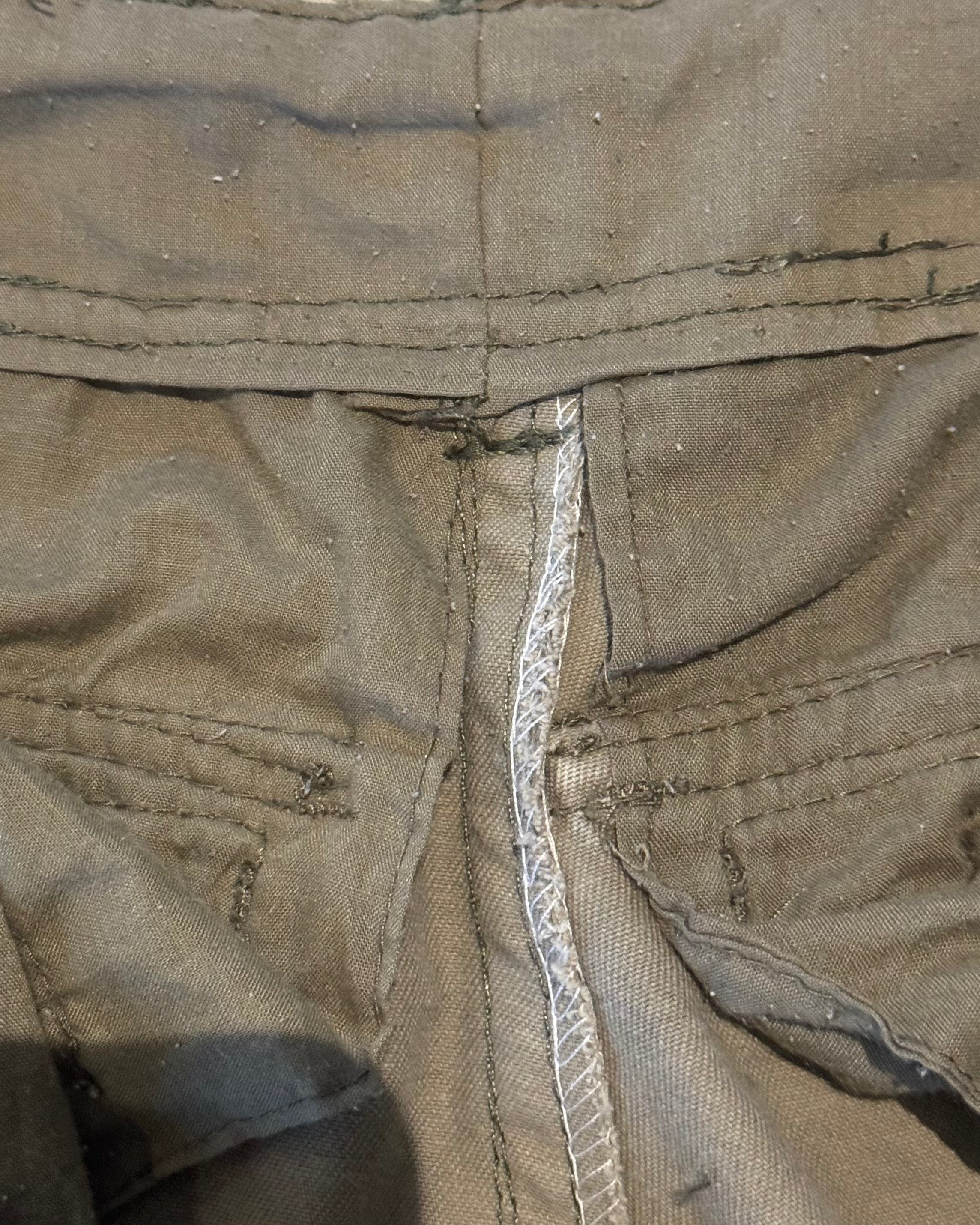 90’s camouflage cargo short pants