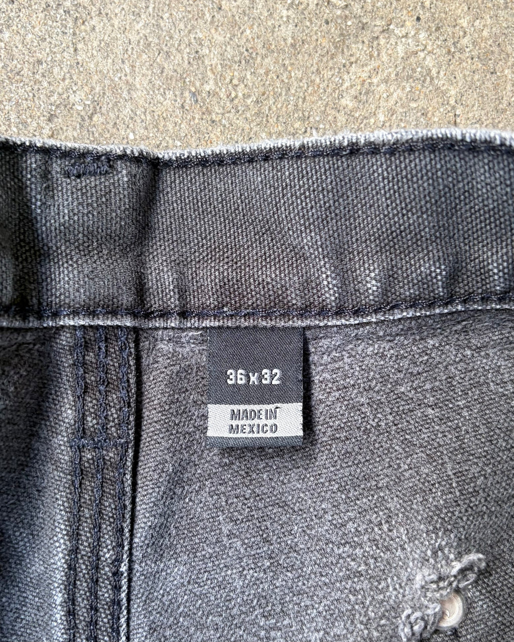 00’s “Carhartt” double knee pants 36×32