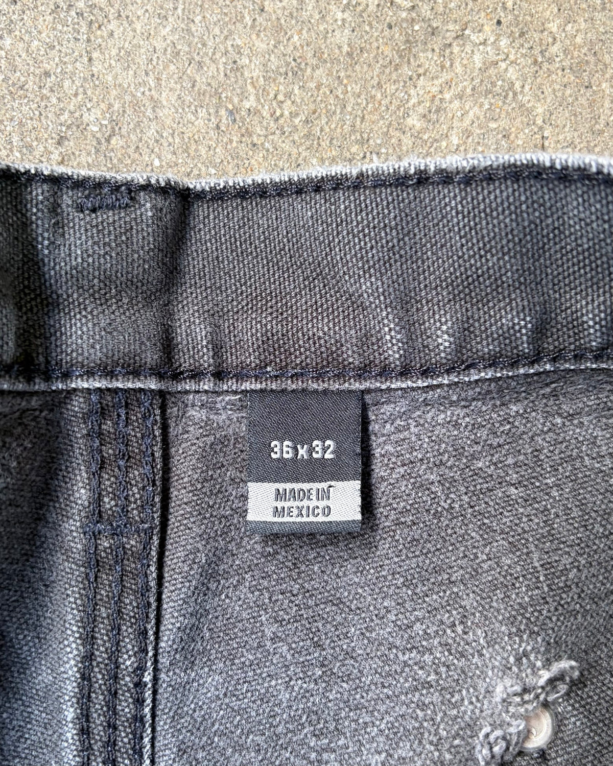 00’s “Carhartt” double knee pants 36×32
